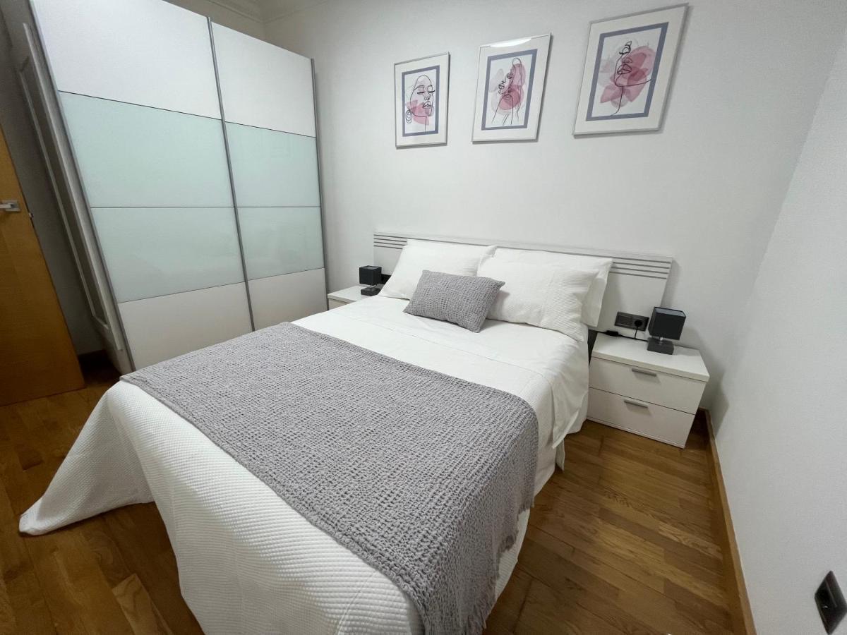 Apartamentos A Illa 雷东德拉 外观 照片